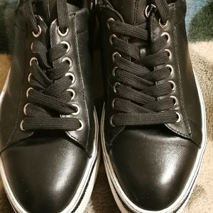 Wishbone black shoes